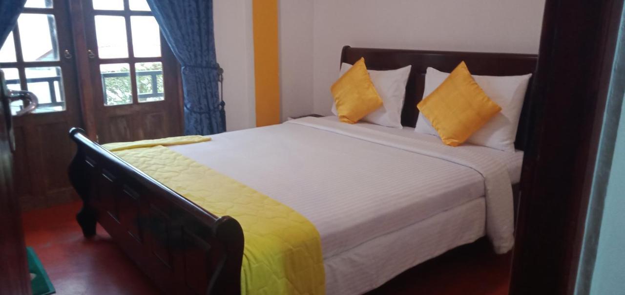 The Train View Bed & Breakfast Nuwara Eliya Exterior photo